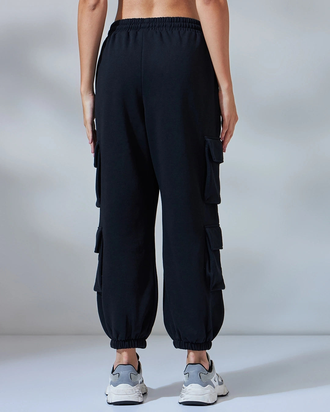 Women's Black Super Loose Fit Cargo Joggers bottomwear