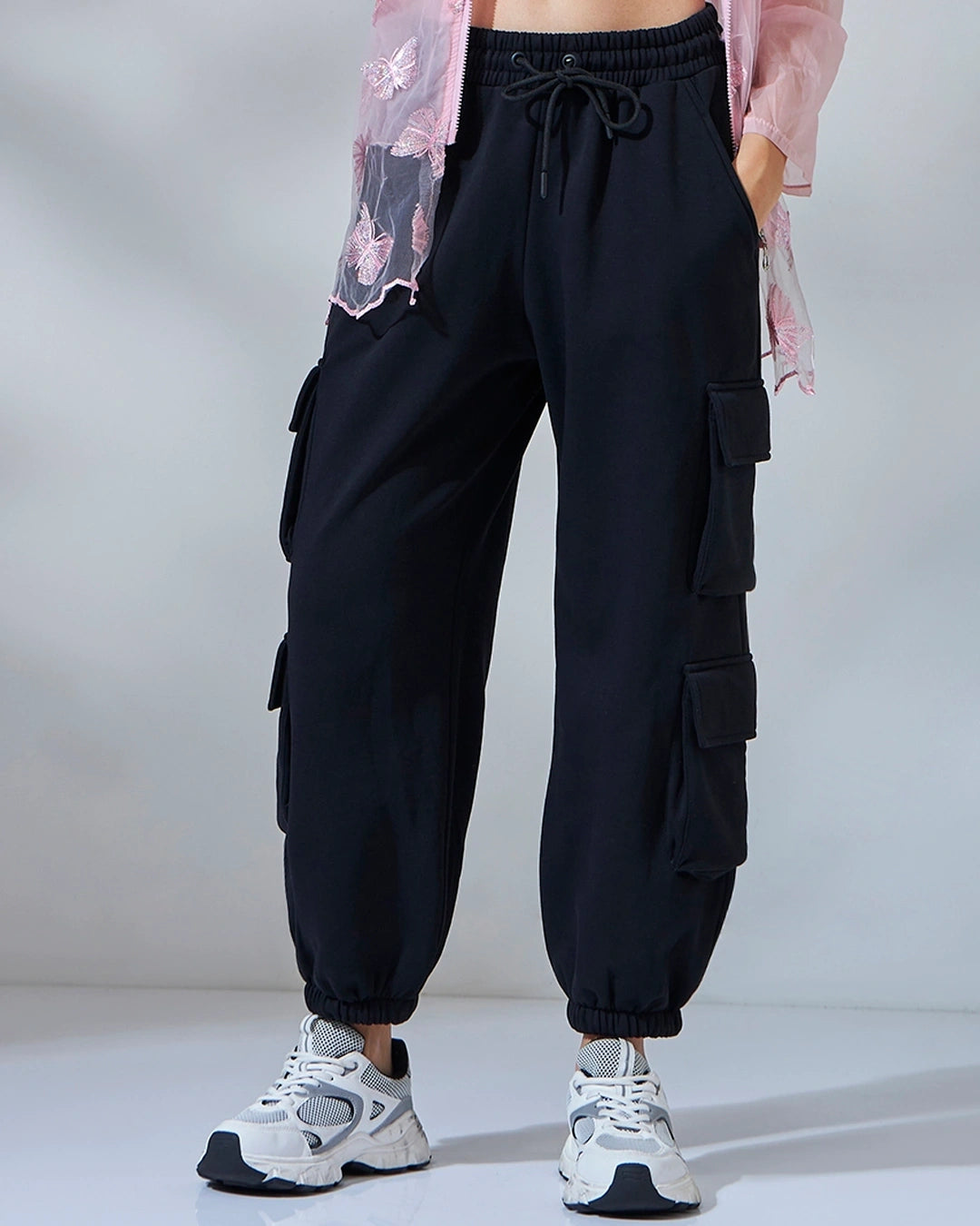 Women's Black Super Loose Fit Cargo Joggers bottomwear