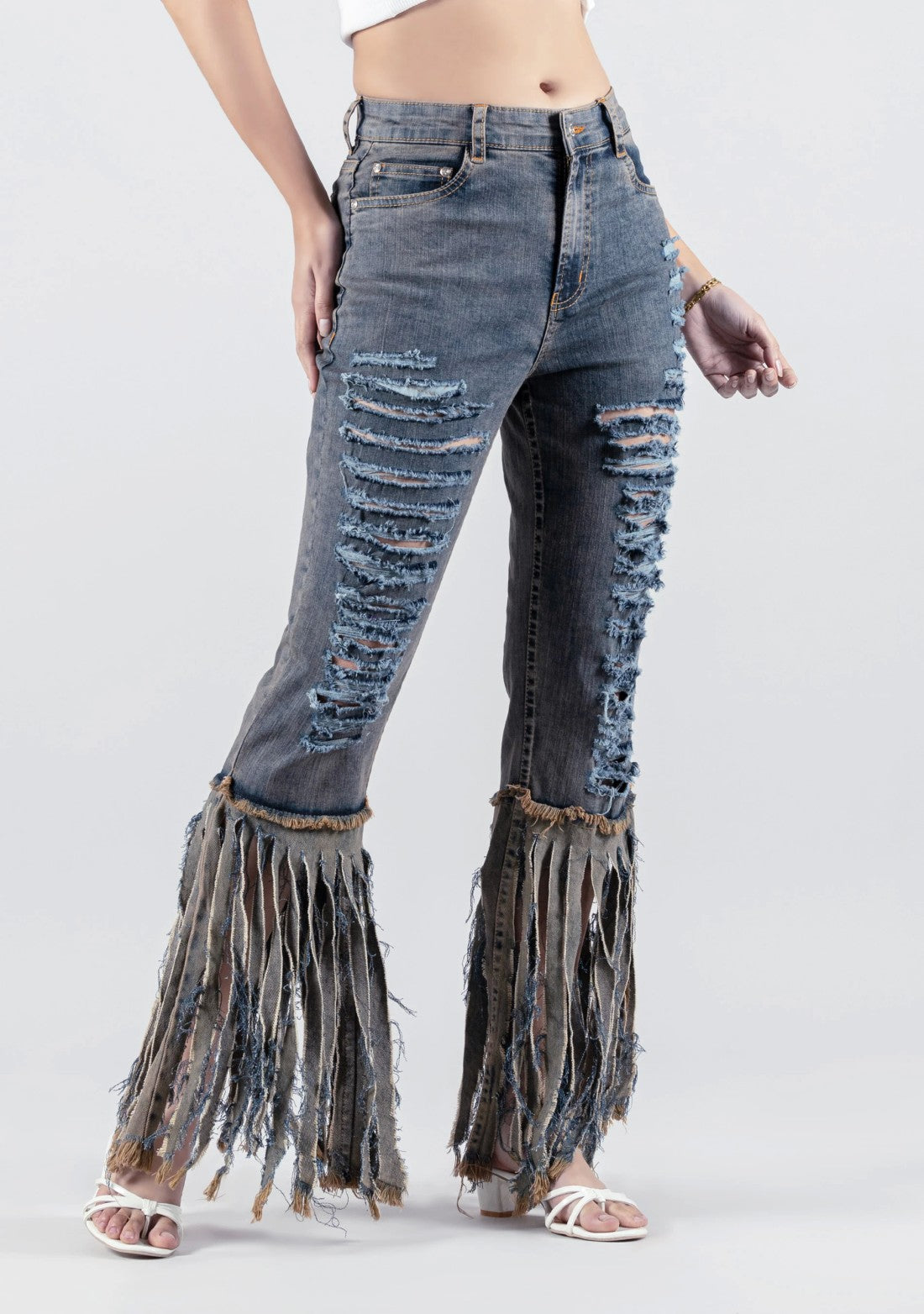 Blue Slim Fit Distressed Frayed Fringe Women's Jeans bottom wear