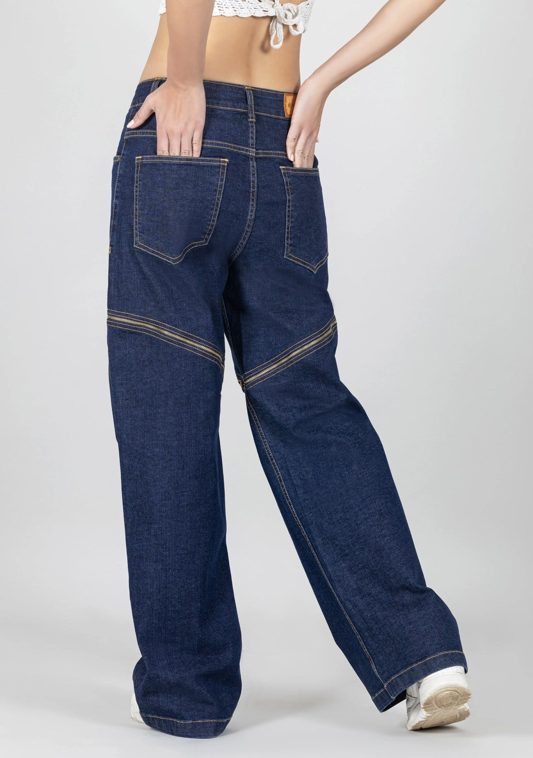 Blue Wide Leg Women's Front Zipper Fashion Jeans bottom wear