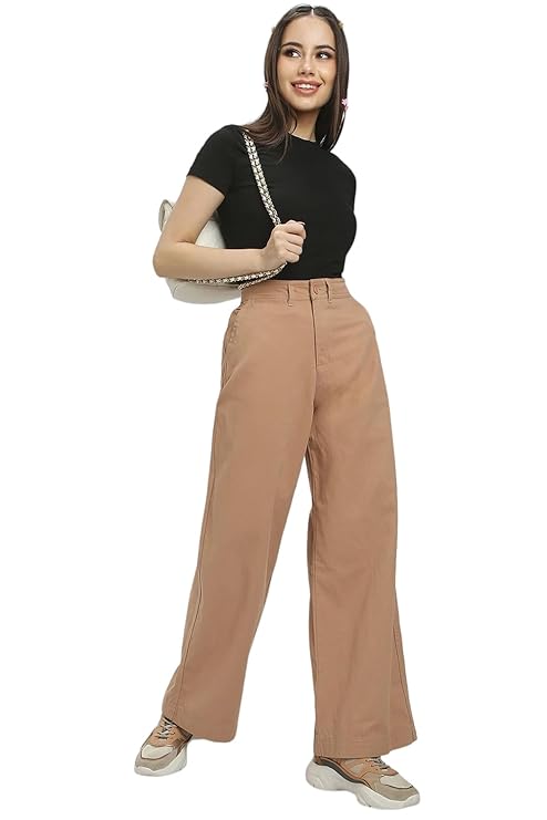 female Solid Regular Fit Pants bottomwear